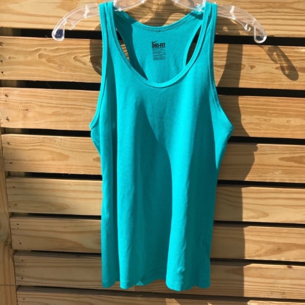 Nike tank